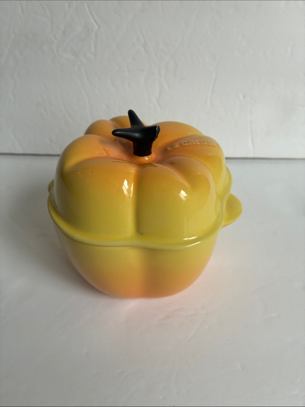 Le Creuset Pumpkin petite mini stoneware Cocotte casserole dish